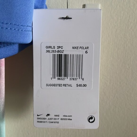 Nike Girls’ 2-Piece Dri-FIT Set - Picture 10 of 10